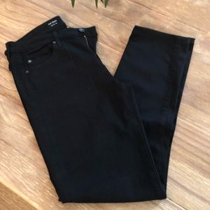 AG Farrah Skinny Ankle in Black